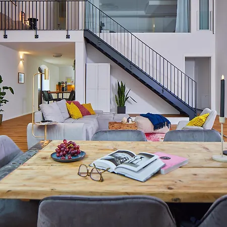 Wstay Industrie Charme Deluxe * שטיינפורט
